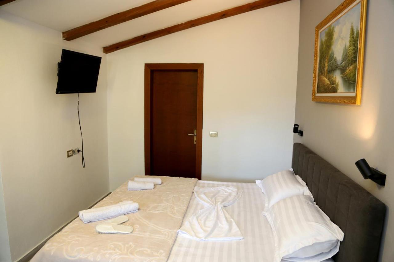 Hotel Millenium Tirana Extérieur photo