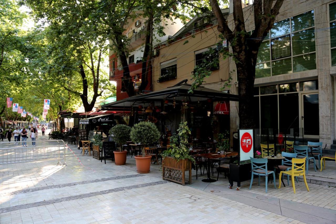 Hotel Millenium Tirana Extérieur photo