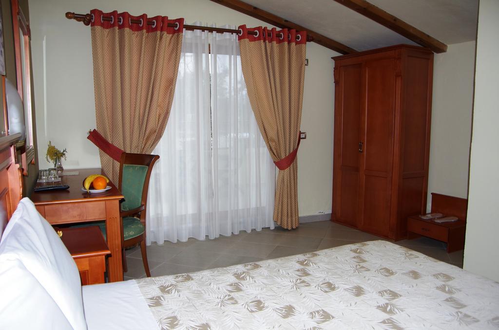 Hotel Millenium Tirana Extérieur photo