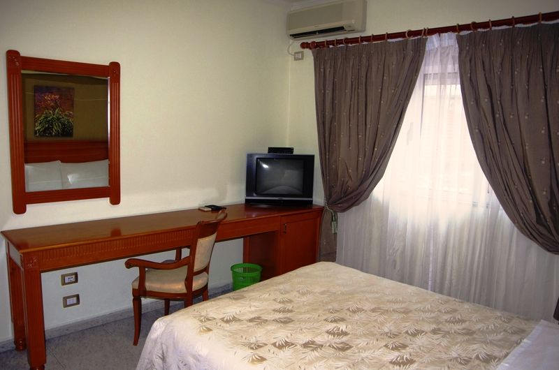Hotel Millenium Tirana Extérieur photo